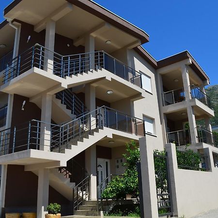 Apartments Md Lux 2 Sutomore Esterno foto