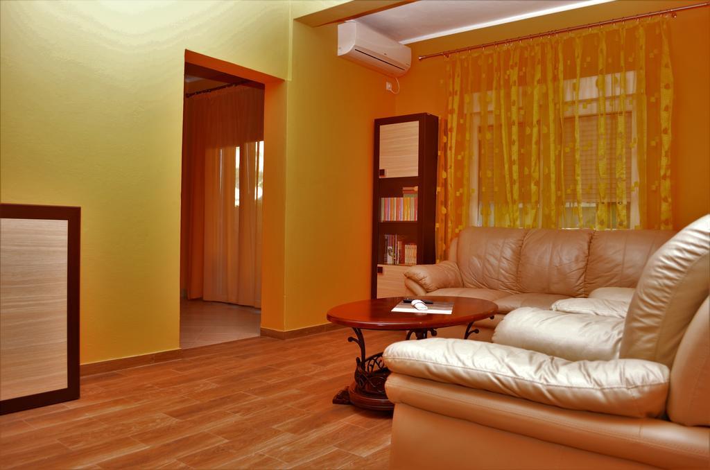 Apartments Md Lux 2 Sutomore Esterno foto