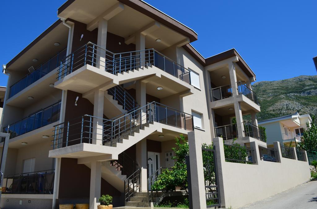 Apartments Md Lux 2 Sutomore Esterno foto