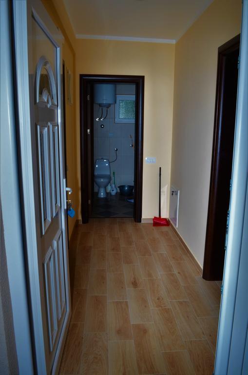 Apartments Md Lux 2 Sutomore Esterno foto